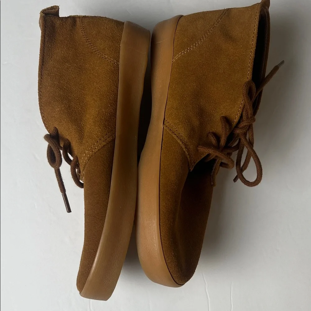 GAP Kids Tan Suede Chukka Cognac‎ Lace-Up Boots